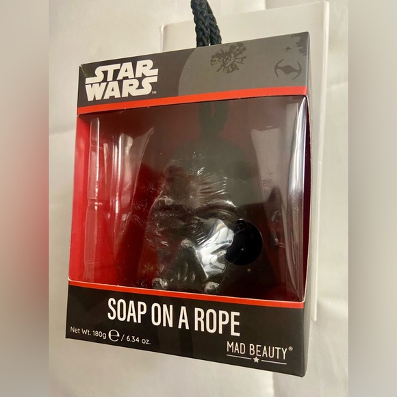 Star Wars Darth Vader Soap On A Rope Mad Beauty Disney Exclusive New Cedarwood - Picture 3 of 4